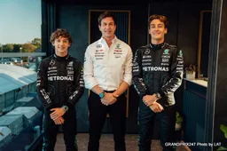Mercedes confirm Antonelli as Hamilton's replacement in 2025