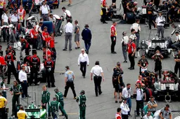 Ecclestone: I shouldn't go back