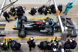 Mercedes: We are losing time in the pit stops