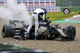 Vettel: Russell cannot please everyone