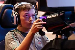 eSports star Brendon Leigh crashes during Formula Ford debut