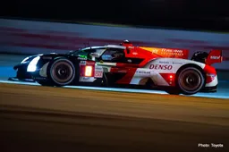 Le Mans Night Practice: Buemi fastest for Toyota