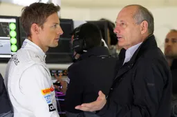 Button scoffs at Dennis' claim that 2016 deal is done