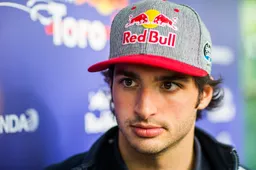 Toro Rosso engine could be least powerful claims Sainz