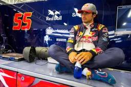 Sainz and Ocon favourites for Renault drive in 2017