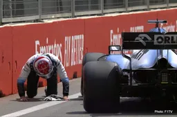 Baku FP1: Man-hole cover triggers comedy of errors
