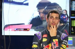 Marko: Ricciardo will definitely be with Red Bull in 2016