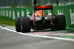 Ricciardo: I lost out by hitting the wall of champions