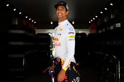 McLaren open to Ricciardo but Red Bull sure he will stay
