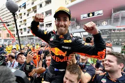 Horner: I was being told they had to retire Ricciardo