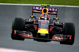 Suzuka FP2: Kvyat fastest on wet opening day
