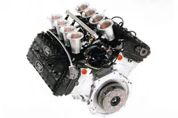 Strategy Group rejects F1 V8 engines for 2017