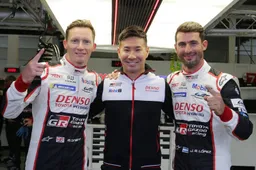 Silverstone WEC: Toyota hog the front row