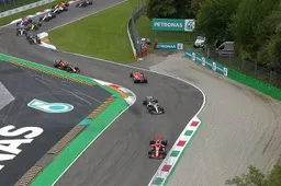 Vettel and Hamilton in first lap clash at Monza