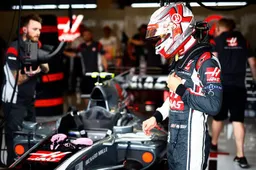 Magnussen penalised for blocking Perez in Q1