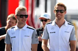 Button says Magnussen should get 2016 F1 race seat