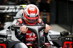 Magnussen: Pole position for us!