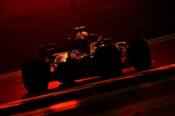Abu Dhabi FP2: Bottas tops with Verstappen close