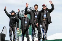 Rainmaster Alonso leads after Daytona red flagged