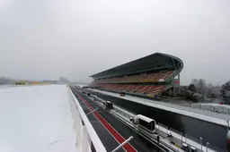 Barcelona Test day 3: Snow falls over Circuit de Catalunya