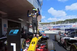 Sochi F2 Sprint Race: Ghiotto  delivers defensive masterclass