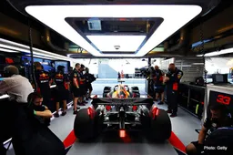 Abu Dhabi FP3: Verstappen heads Red Bull one-two