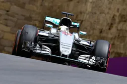 Baku FP2: Hamilton fastest as Mercedes power dominates