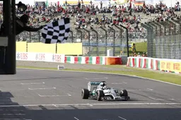 Reader Rights: TV blackouts and Bernie Ecclestone