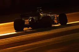 Abu Dhabi Qualifying Team Reports & Photos