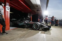 Hill: Mercedes will not show their hand in testing