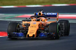 McLaren: A broken exhaust clip interrupted play