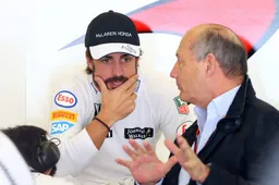 Boullier: Alonso is happy at McLaren