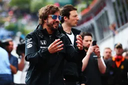 Briatore insists Alonso is happy at McLaren