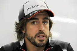 Alonso: Private teams cannot win F1 championships