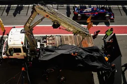 Alonso loses track time as engine problems plague McLaren