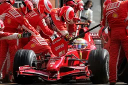 Is the return of Formula 1 refueling a good idea?