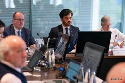 FIA reduces swearing fines by 50%