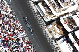 Yachts, Billionaires and Gambling - The Formula 1 Lifestyle Unpacked