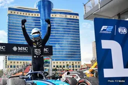 Formula 2 report: Crawford closes in with crucial Baku win 