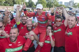 Di Grassi beats Buemi to Formula E title