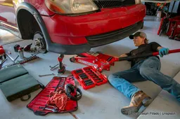 From Pit Lane to Your Garage: F1-Inspired Workshop Setups