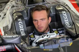 Van der Garde gets testing role with Pirelli