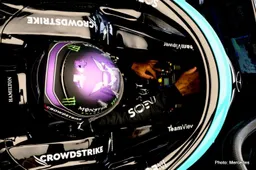 Editor's Desk: Who is Hamilton's silent treatment aimed at?