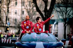 Leclerc and Hamilton 'paint' Milan in the red of Ferrari
