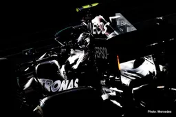 Villeneuve: Best for Mercedes image is to win without Hamilton