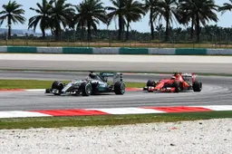 Malaysia FP2: Hamilton tops as Raikkonen splits Mercs