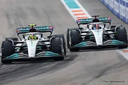 Villeneuve: Russell riding wave, Hamilton trying not to drown