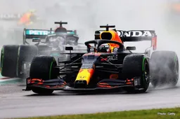 Horner: We'll put as much pressure as we can on Lewis