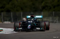 Silverstone II FP2: Hamilton moves ahead, Vettel's PU pops