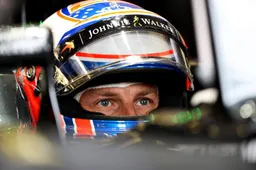Button: I will only race if I have a competitive car in 2017
